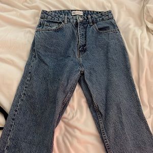 Zara mom jeans US 4 medium wash